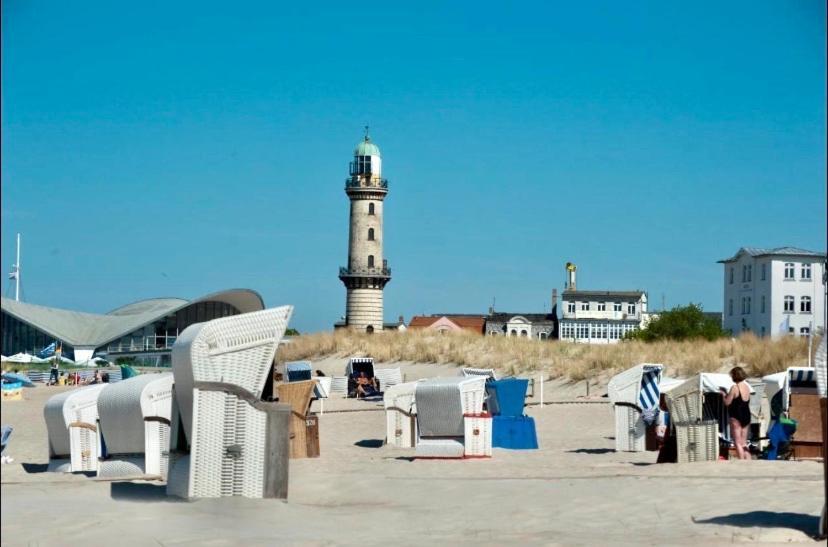 Birnbom Warnemuende *